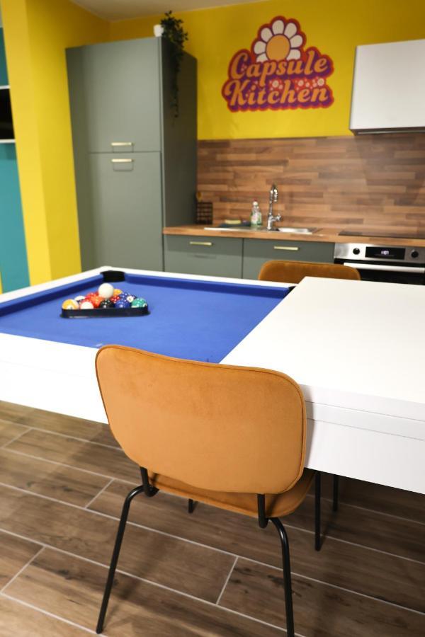 Capsule Groovy-Jacuzzi-Sauna-Billard-Netflix- Nintendo Switch & Jeux Mons Ngoại thất bức ảnh